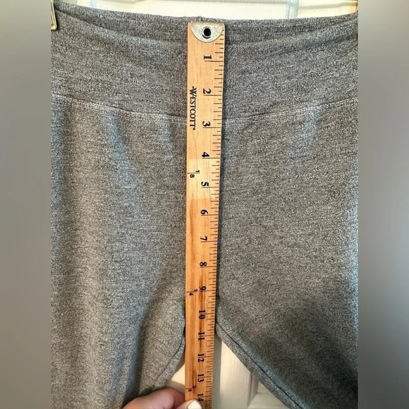 SUNDRY Anthropologie $98 Striped Leggings in Heather Gray Size 1 SMALL 4/6 - Picture 7 of 11